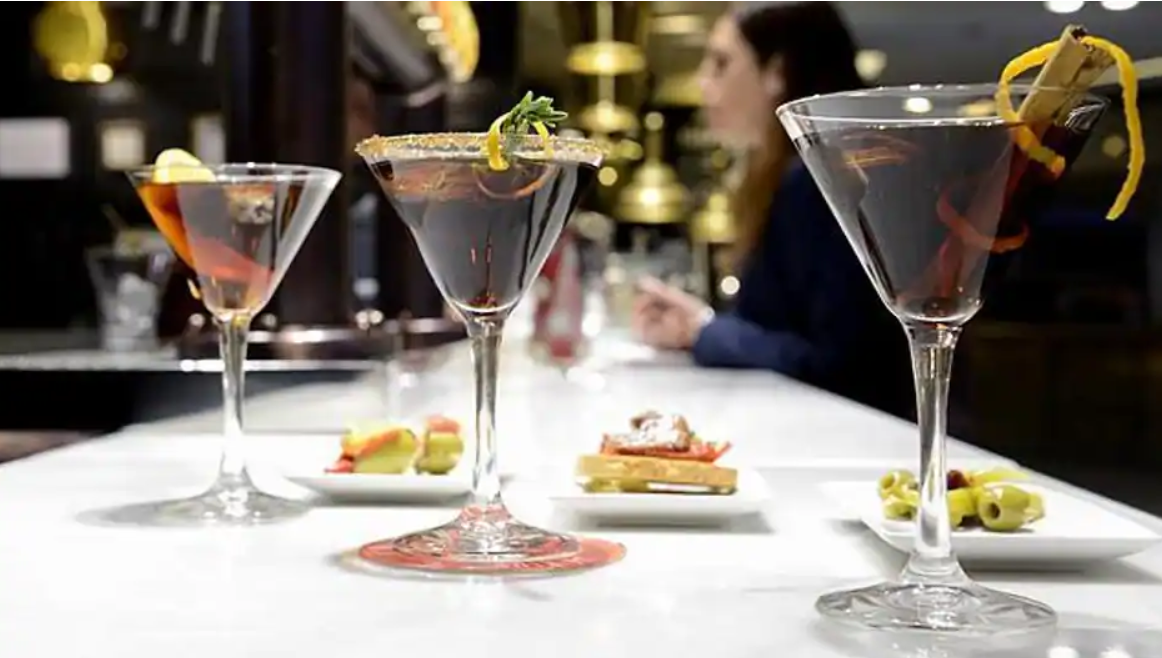 INSTITUTO DEL VERMUT VERMOUTH ISABEL COLLADO